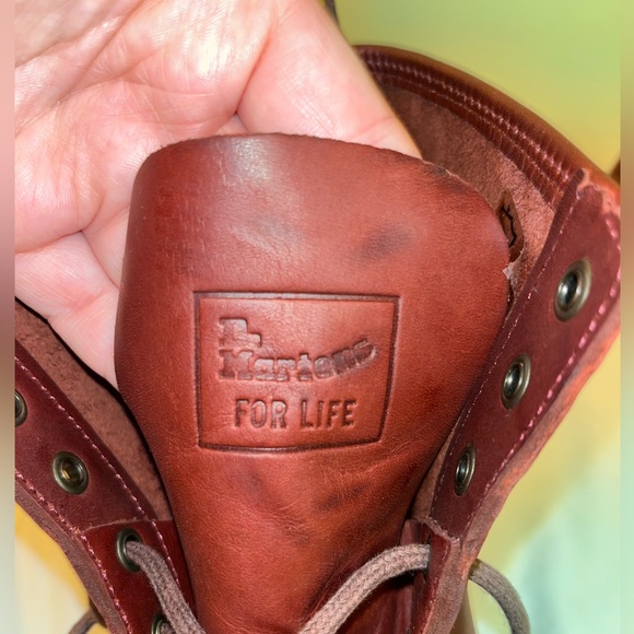 ♥️ Dr. Marten’s 1460 Boots - Picture 7 of 9